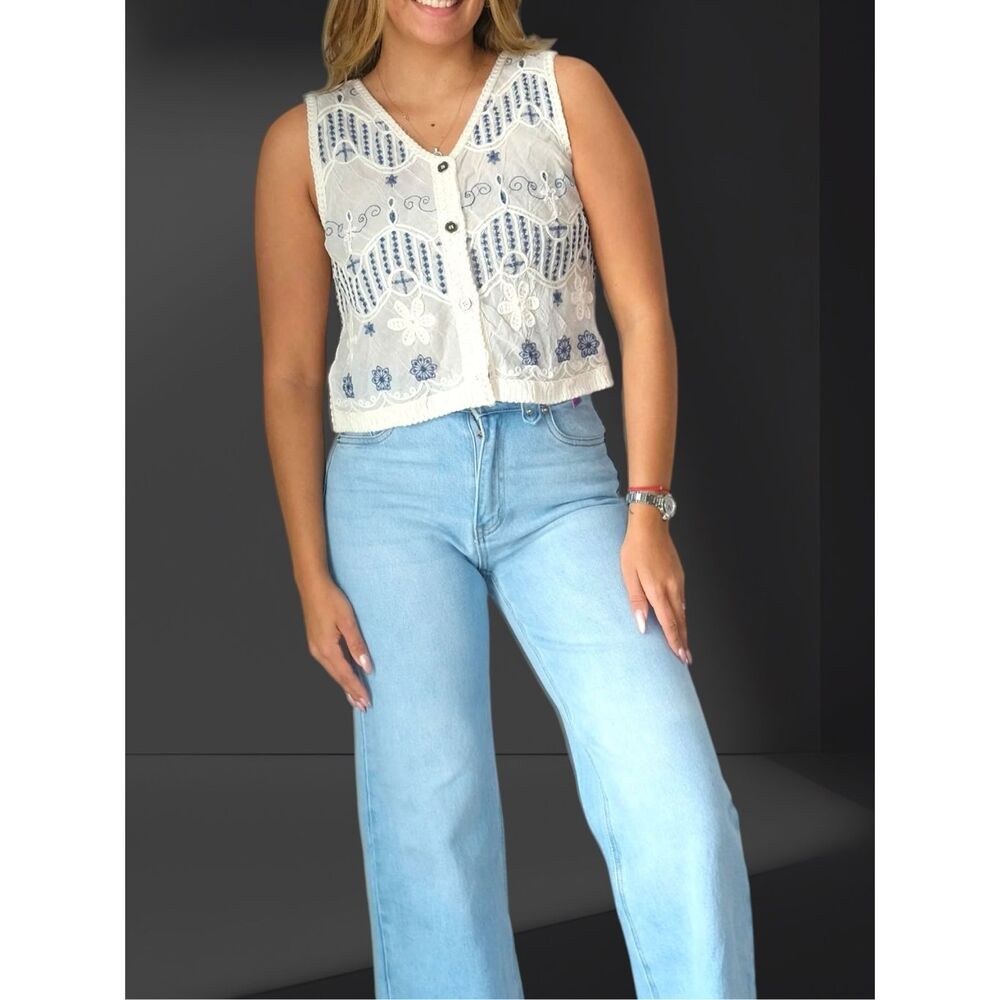 POL Crochet Vest Embroidered Floral Boho Cropped Button Front Ivory Sleeveless - Picture 7 of 11